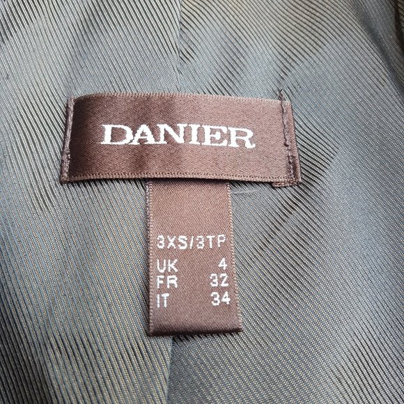 Danier Brown Leather Jacket - Picture 15 of 15